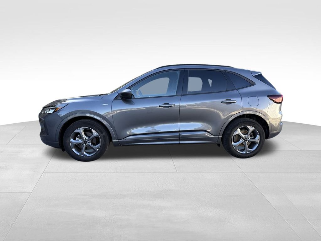 2023 Ford Escape ST-Line photo 3