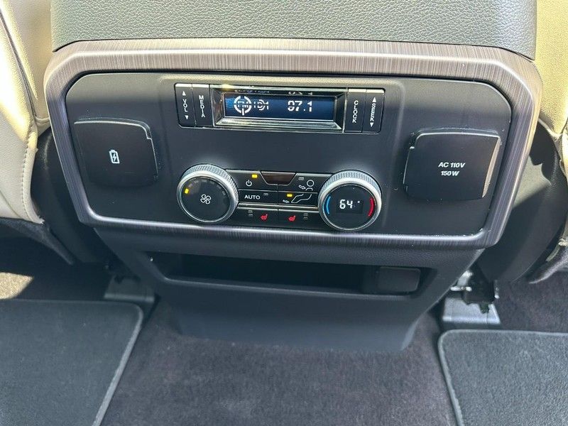 2023 Ford Expedition MAX Platinum photo 8