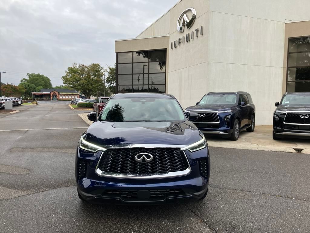 2025 Infiniti QX60 Pure photo 3