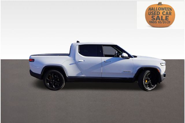 2022 Rivian R1T Adventure photo 3