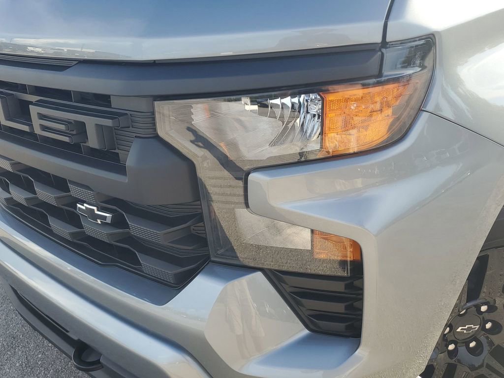 2025 Chevrolet Silverado 1500 Custom photo 15