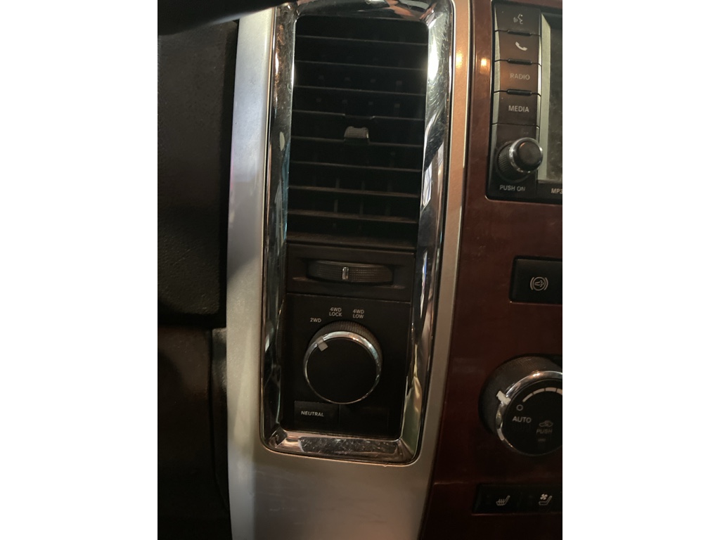2011 Dodge Ram 3500 Laramie photo 13