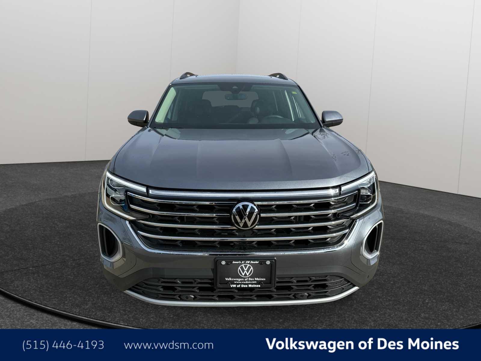 2025 Volkswagen Atlas SE Technology photo 7