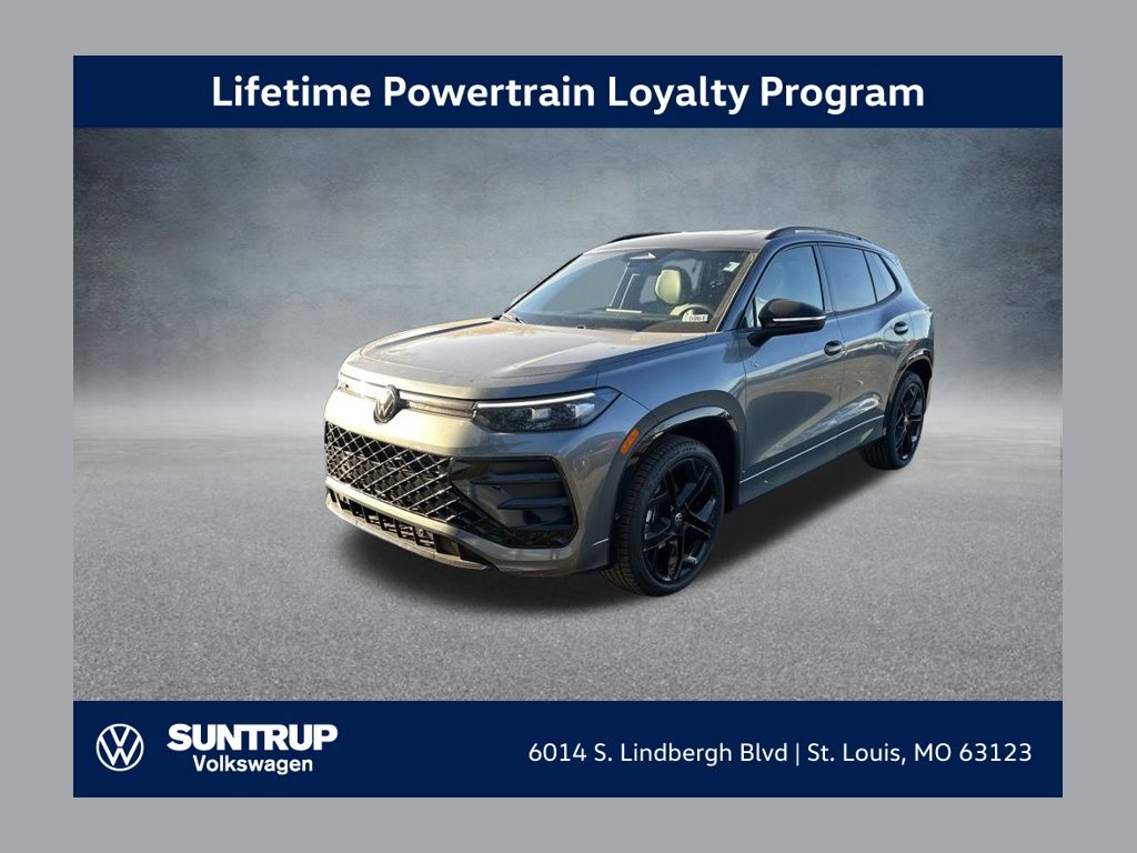 2026 Volkswagen Tiguan SE R-LINE BLACK's photo