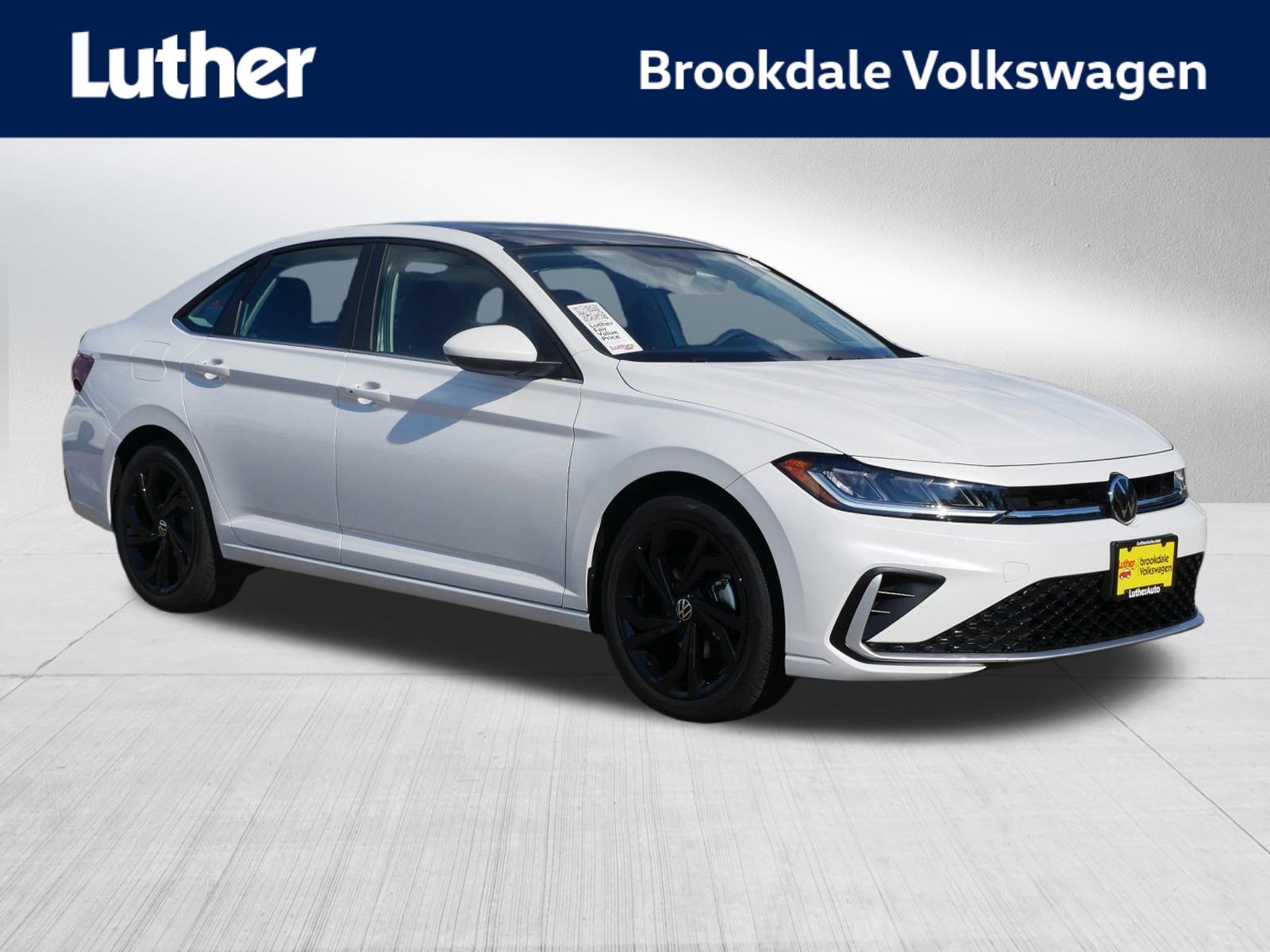 2025 Volkswagen Jetta SE's photo