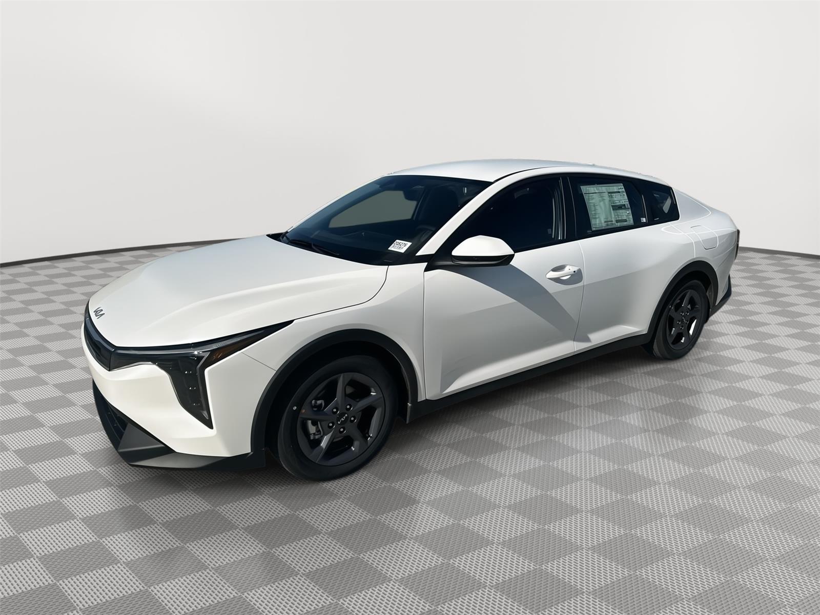 2025 Kia K4 LXS's photo