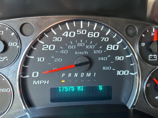2016 Chevrolet Express Passenger 2500 LS photo 11