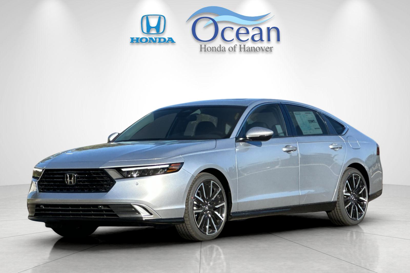 2025 Honda Accord Hybrid Touring's photo