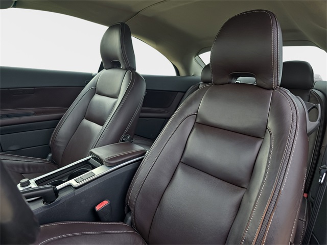 2012 Volvo C70 T5 photo 15