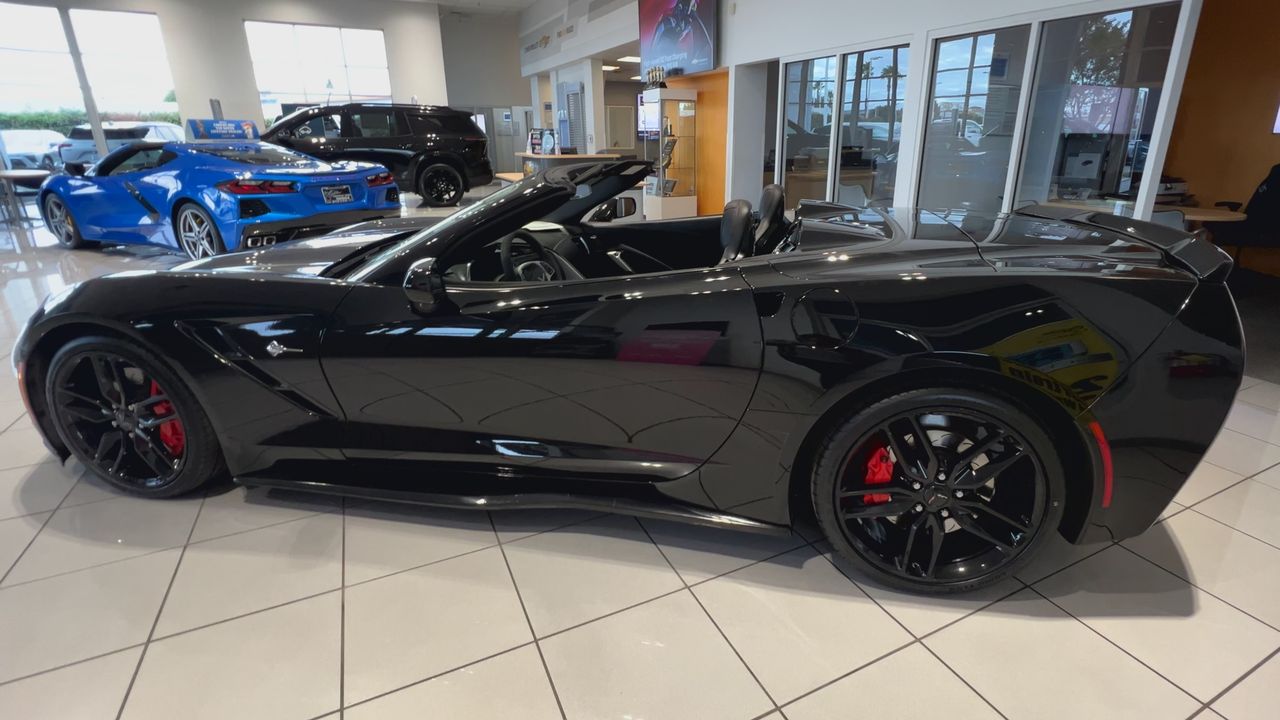 2016 Chevrolet Corvette Stingray 1LT photo 33