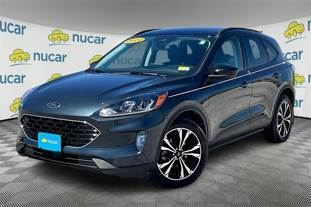 2022 Ford Escape SEL photo 2