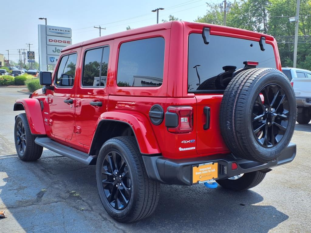2022 Jeep Wrangler Unlimited Sahara 4xe photo 5