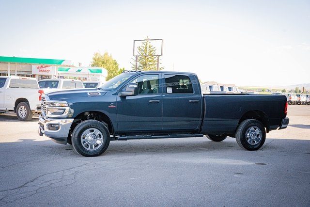 2025 Ram 3500 Tradesman photo 10