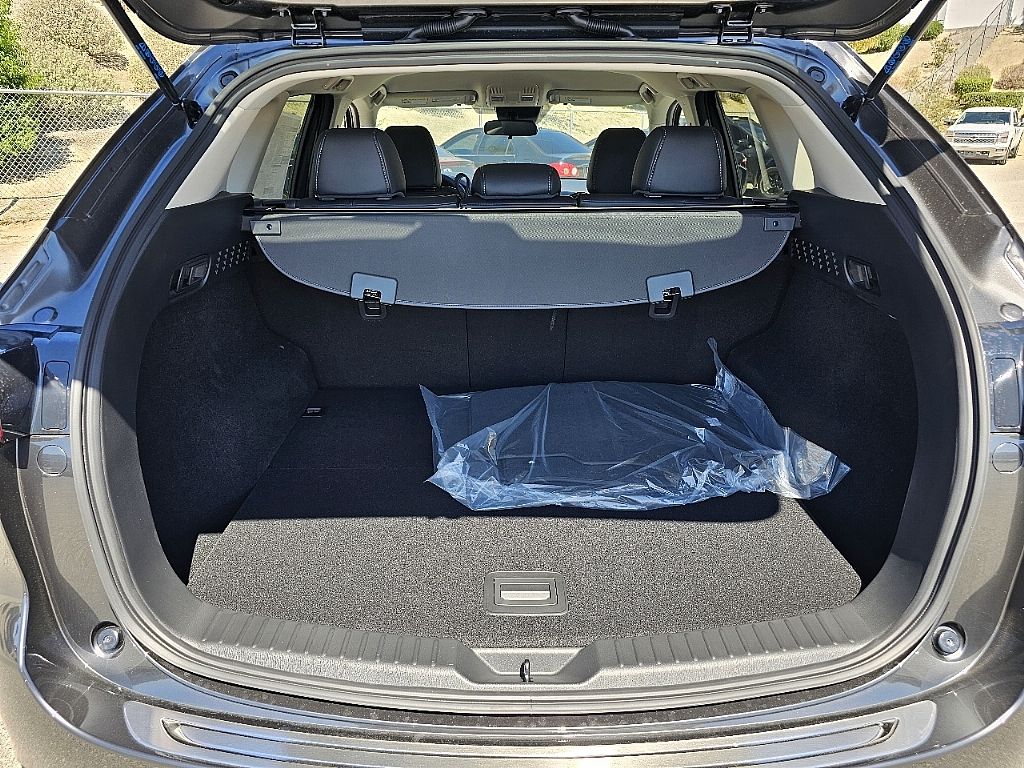 2025 Mazda CX-5 2.5 Select photo 8