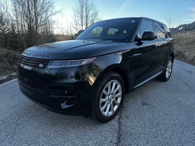2025 Land Rover Range Rover Sport SE's photo