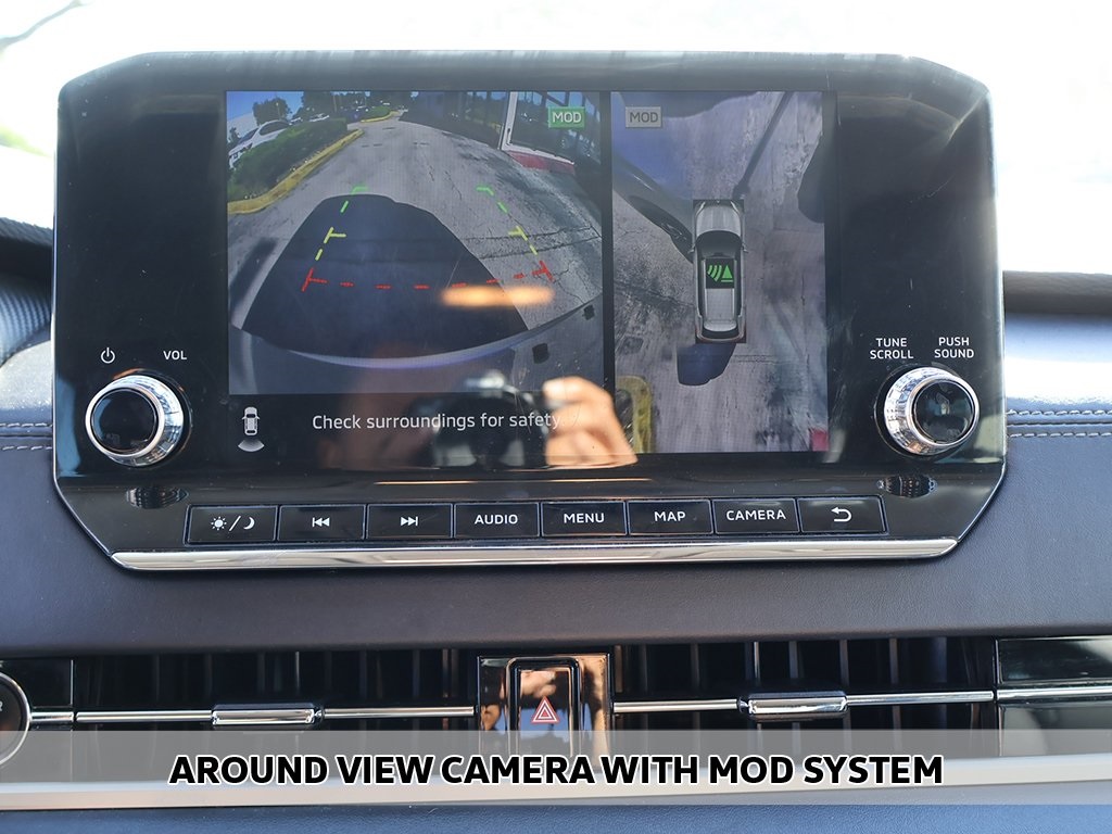 2023 Mitsubishi Outlander PHEV SEL photo 4