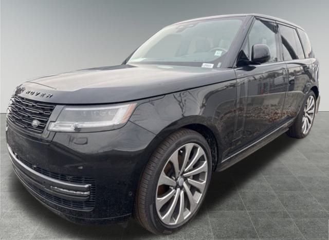 2025 Land Rover Range Rover SE's photo