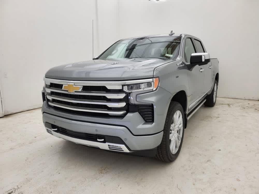 2025 Chevrolet Silverado High Country photo 28