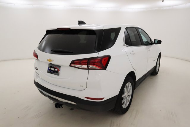 2023 Chevrolet Equinox LT photo 2