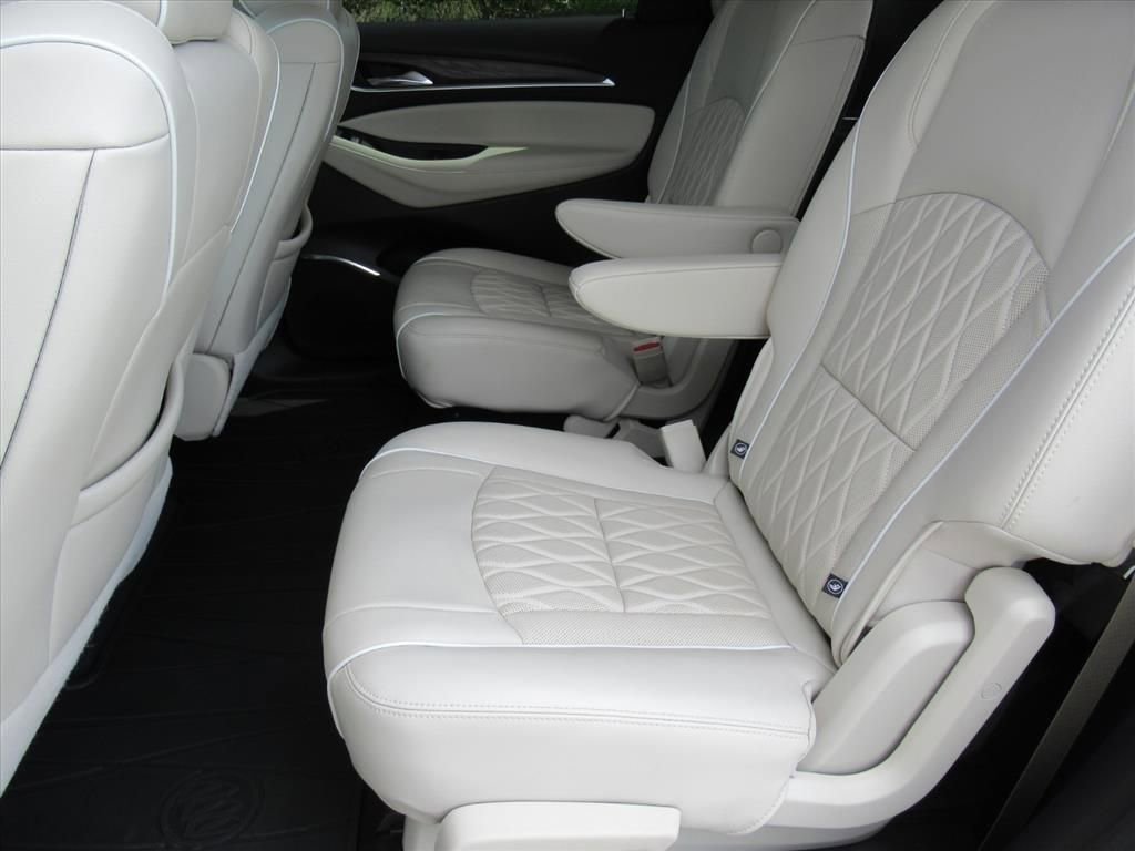 2023 Buick Enclave Avenir photo 32