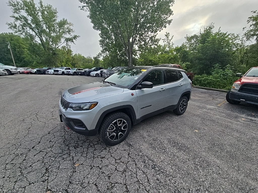 Used 2024 Jeep Compass Trailhawk with VIN 3C4NJDDN5RT145079 for sale in Kansas City