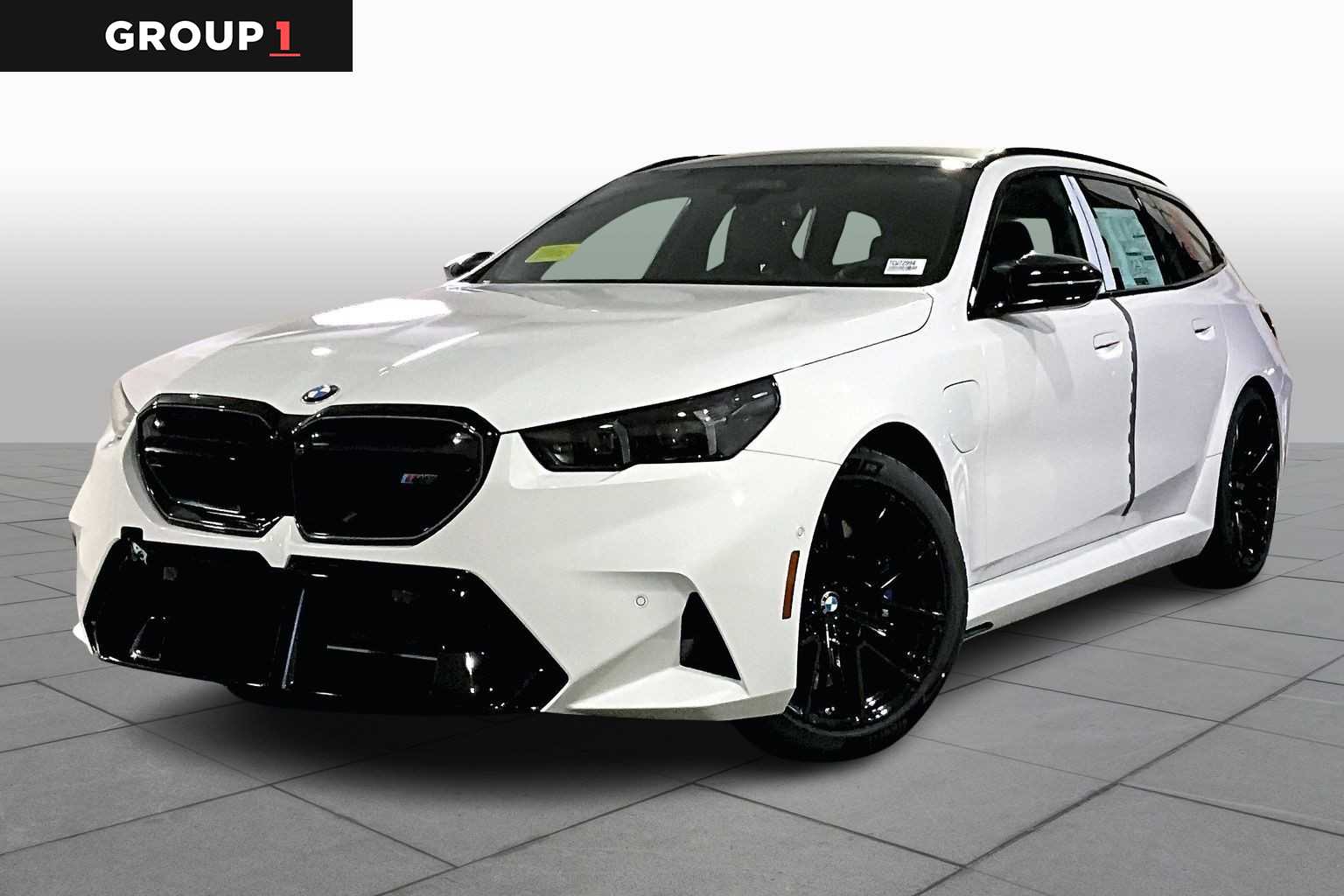 2026 BMW M5 M5 Touring's photo