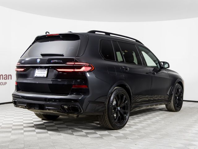 2025 Bmw X7 M60i photo 28
