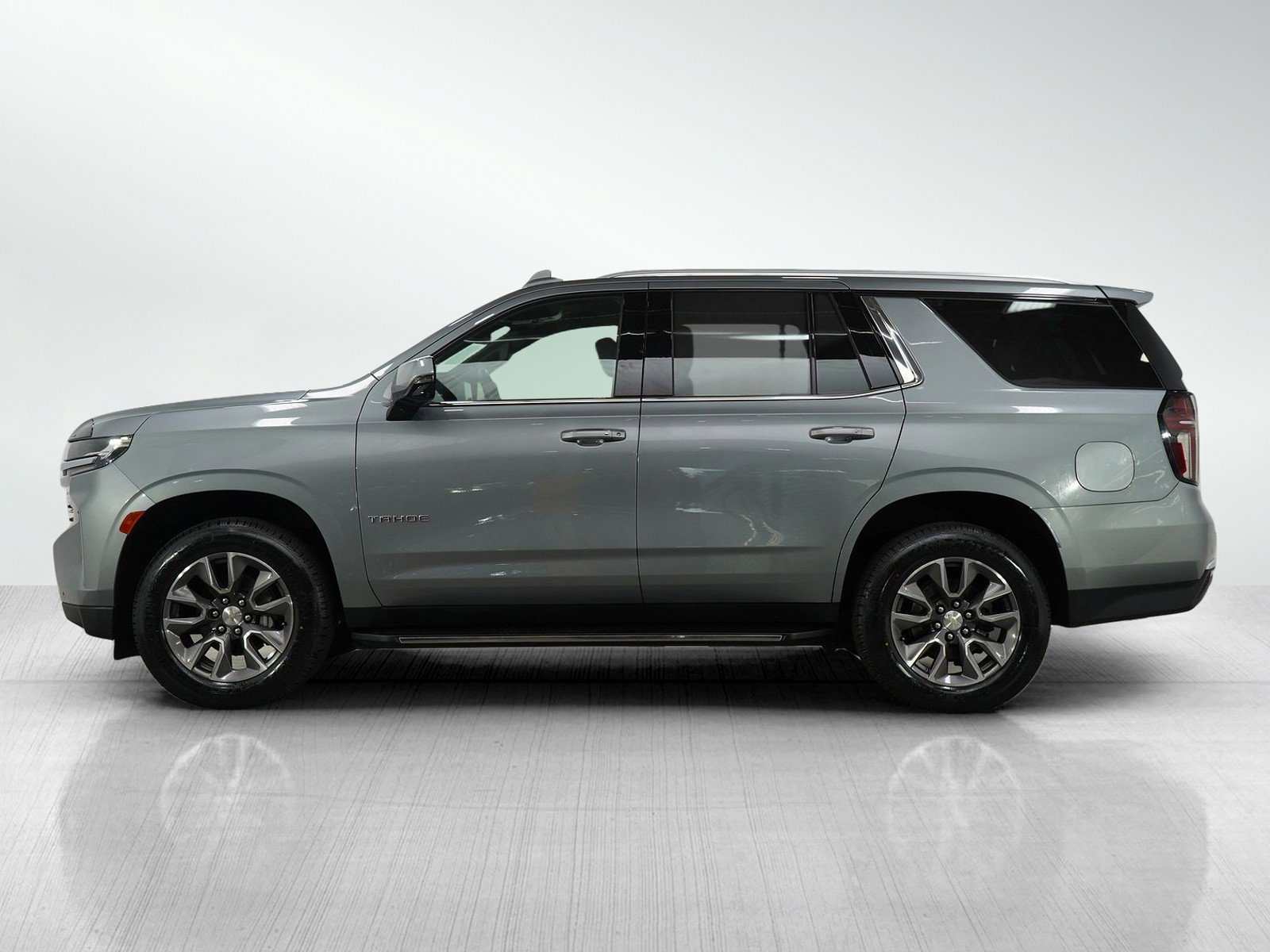 Used 2023 Chevrolet Tahoe LT with VIN 1GNSKNKD6PR365134 for sale in Roseville, Minnesota