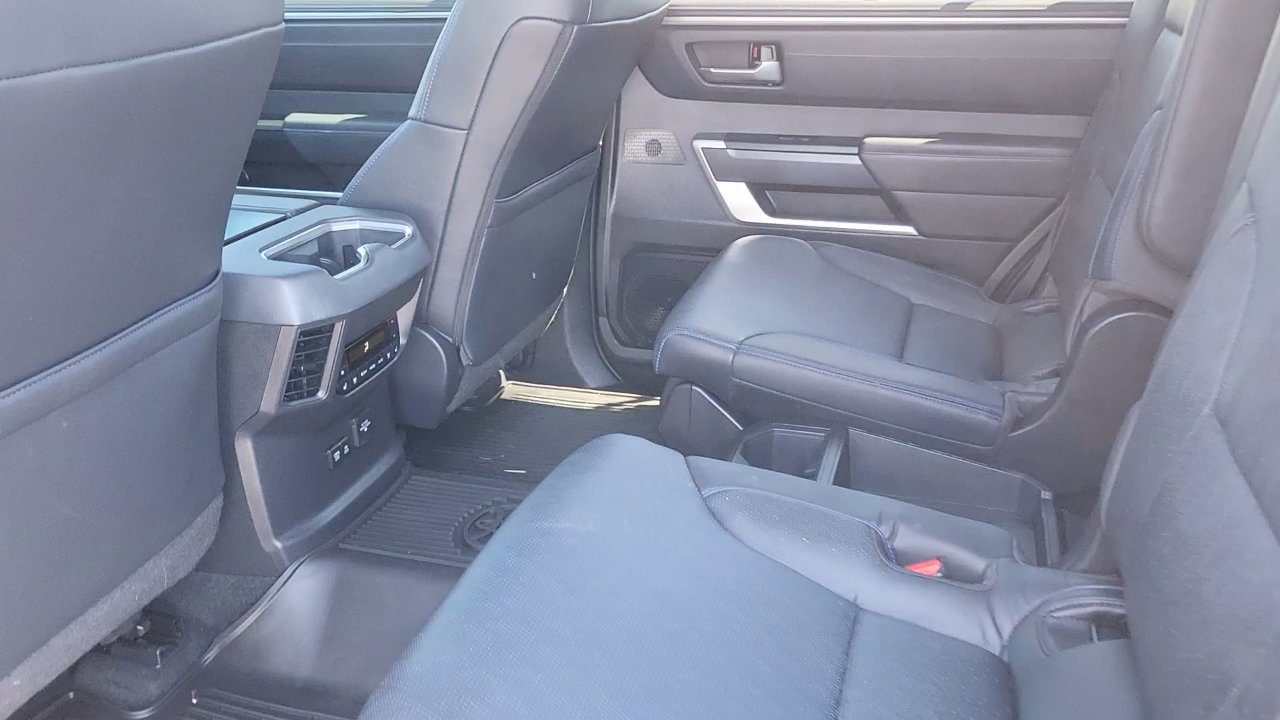 2023 Toyota Sequoia Platinum photo 19