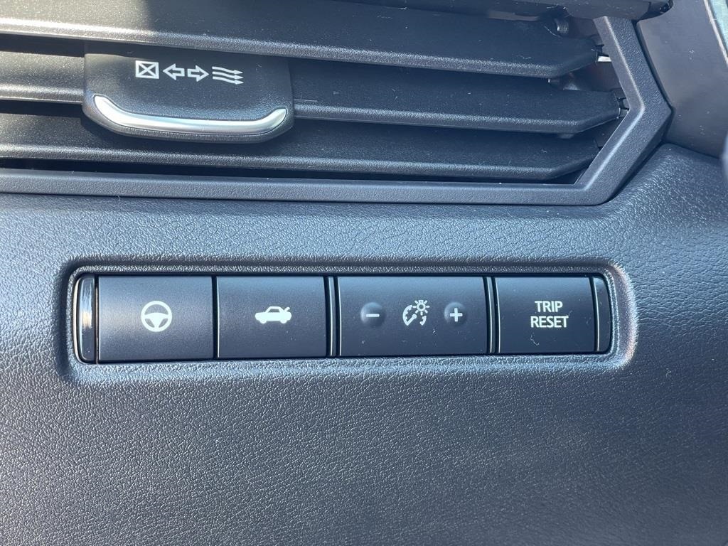 2021 Nissan Altima 2.5 SV photo 12