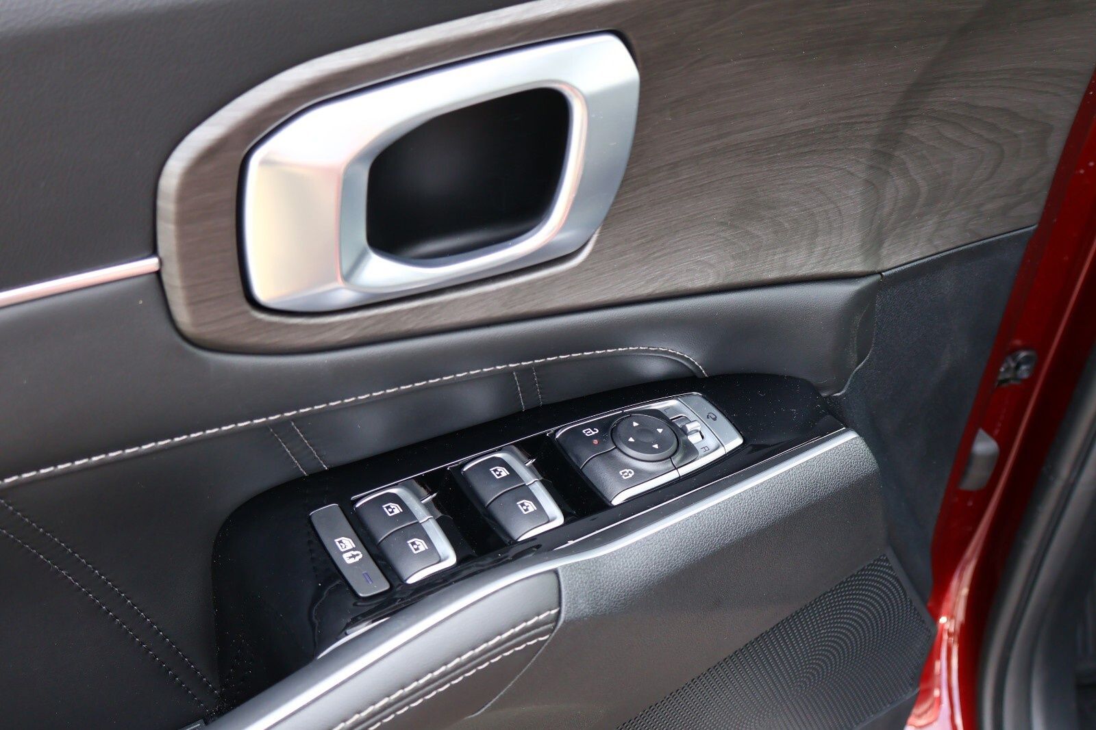 2024 Kia Sorento X-Line SX photo 23