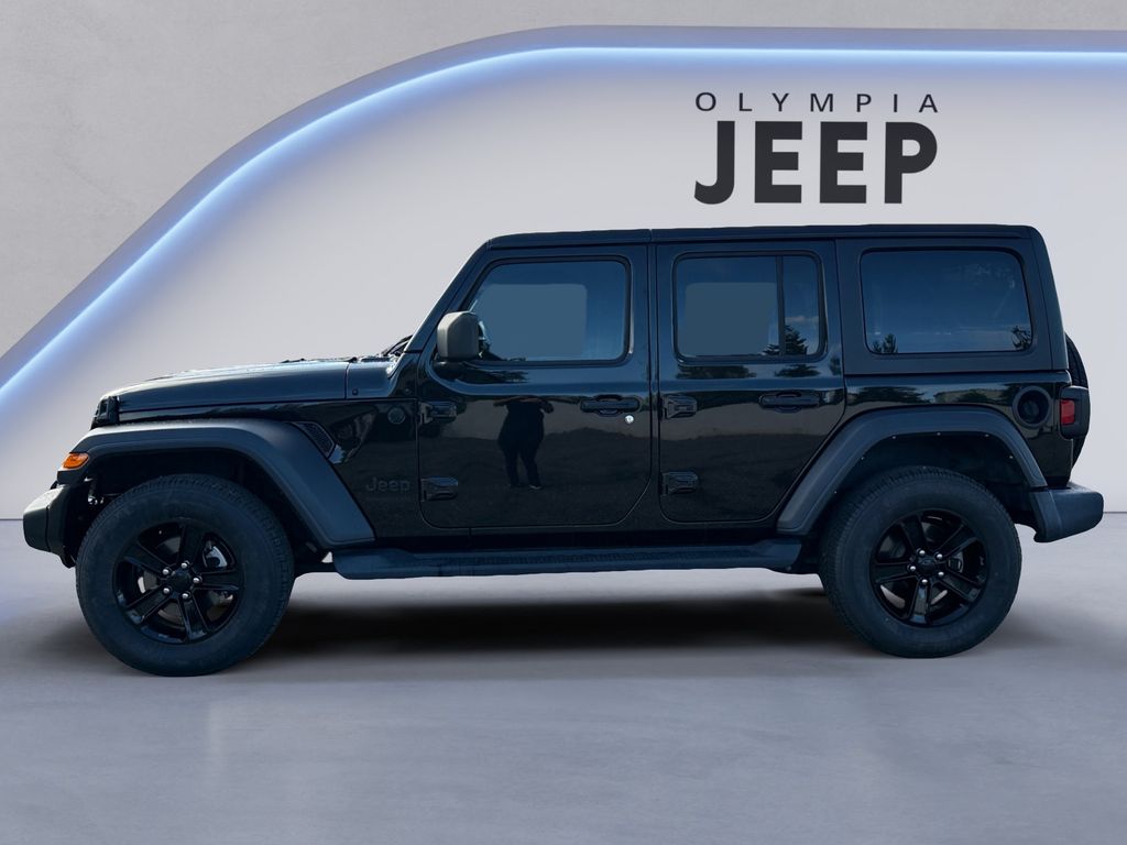 2022 Jeep Wrangler Unlimited Sport Altitude photo 2