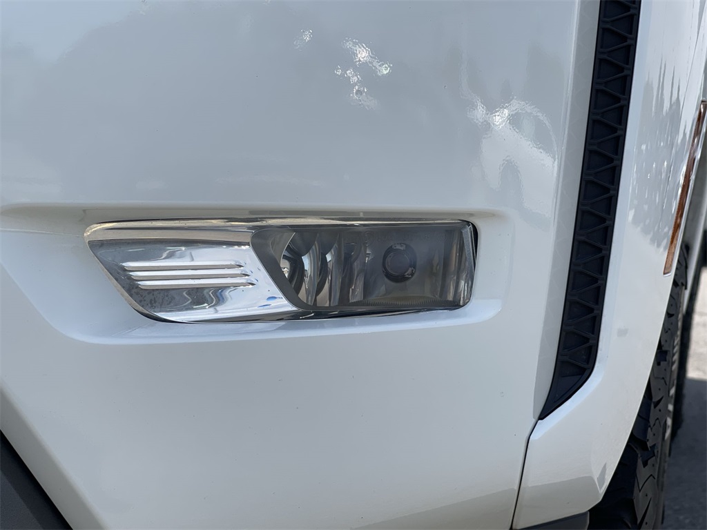 2023 Nissan Frontier SV photo 15