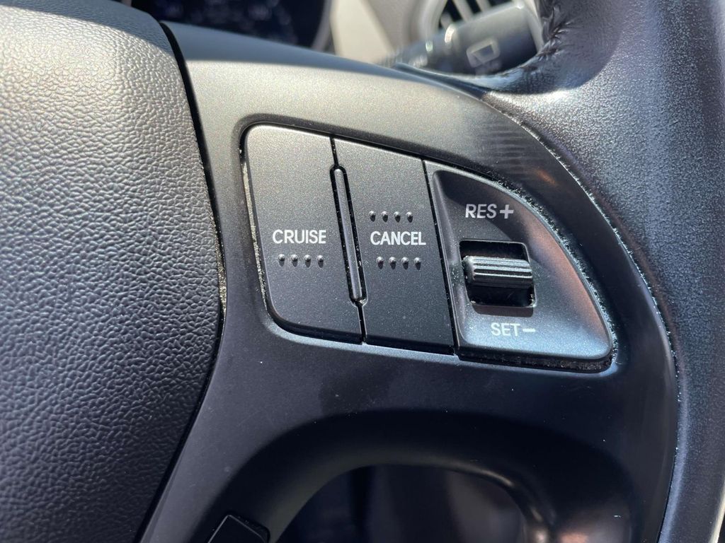 2014 Hyundai Tucson Limited photo 17