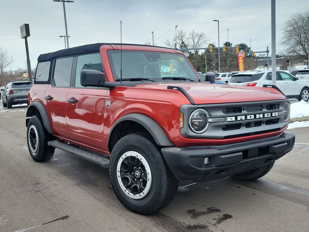 2023 Ford Bronco 4-Door Big Bend's photo
