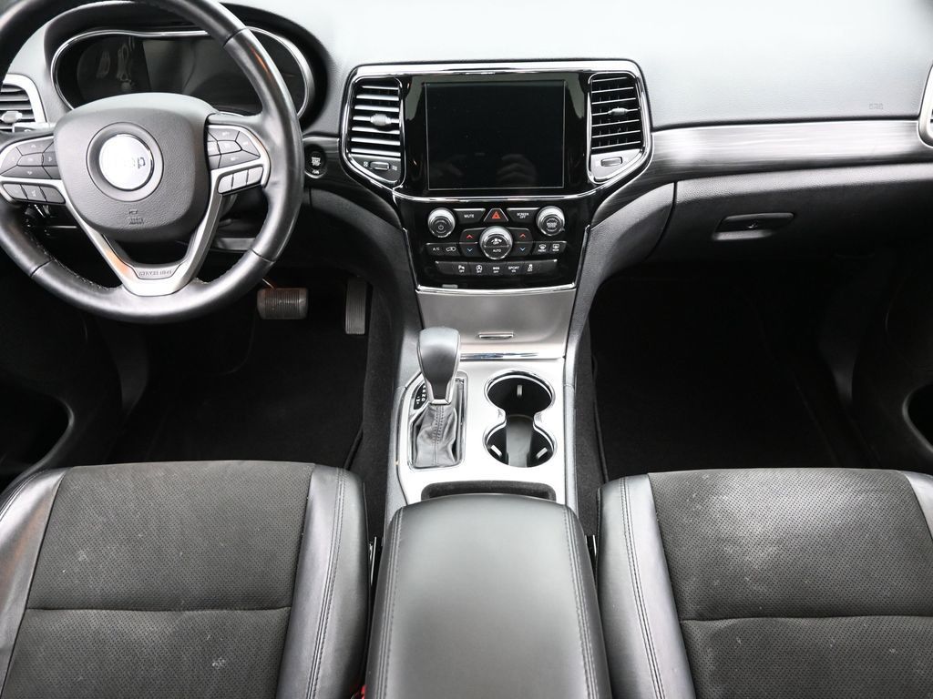 2020 Jeep Grand Cherokee Altitude photo 10
