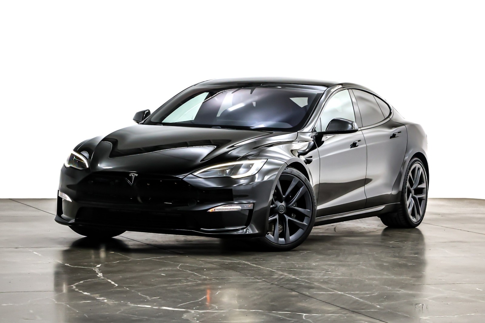 2022 Tesla Model S Base's photo