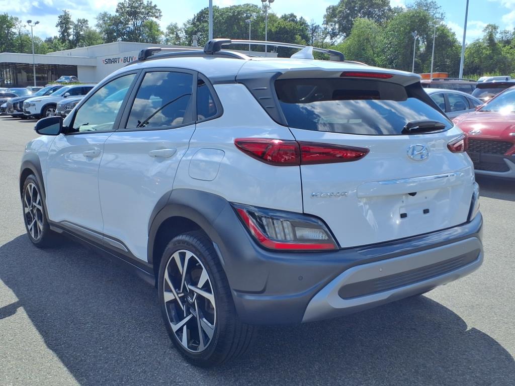 2022 Hyundai Kona Limited photo 3