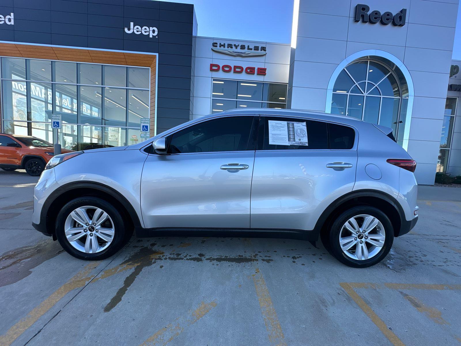 Used 2017 Kia Sportage LX with VIN KNDPM3ACXH7168762 for sale in Kansas City