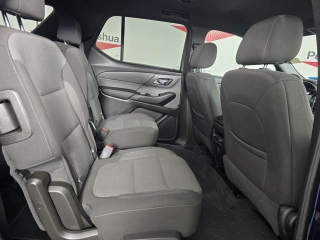 2023 Chevrolet Traverse 1LT photo 4