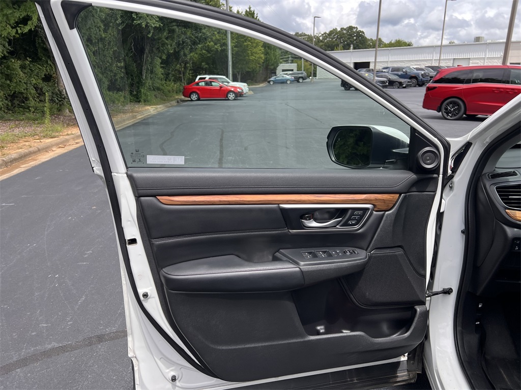 2020 Honda CR-V Touring photo 20