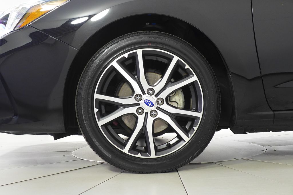 2019 Subaru Impreza 2.0i Limited photo 2