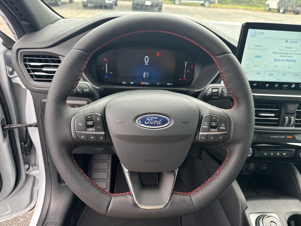 2025 Ford Escape ST-Line photo 2