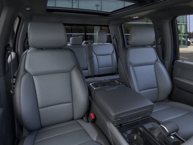 2025 Ford F-150 Lightning Lariat photo 10