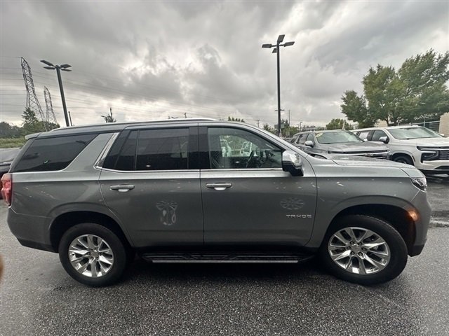 2024 Chevrolet Tahoe Premier photo 2