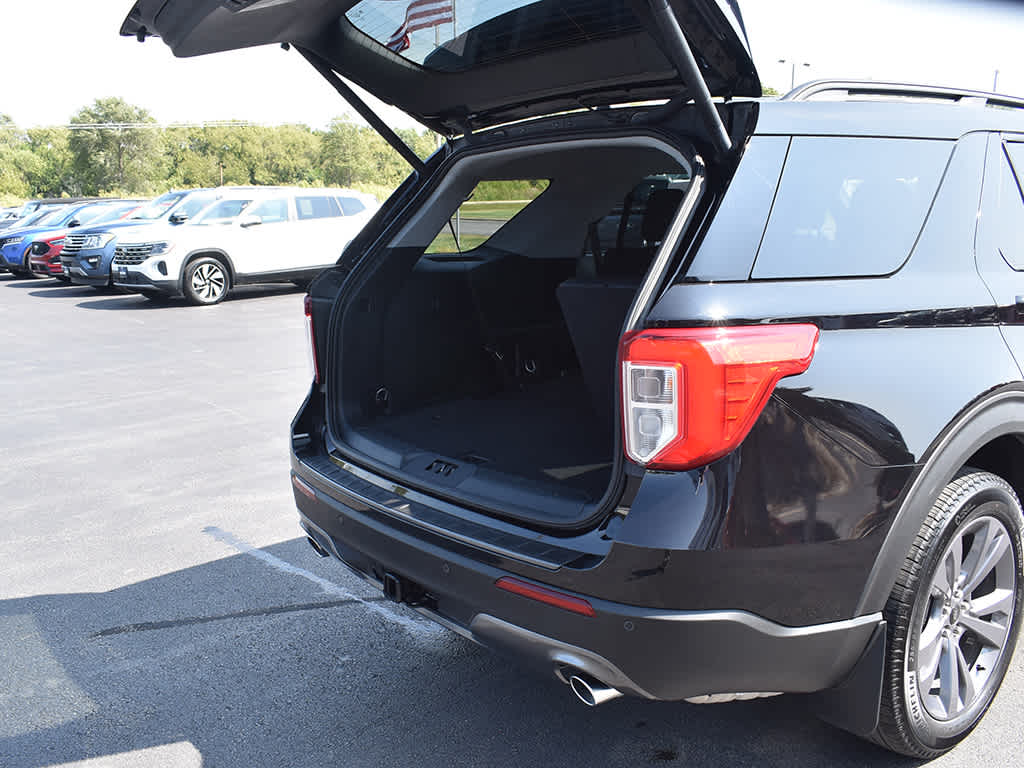 2023 Ford Explorer XLT photo 26