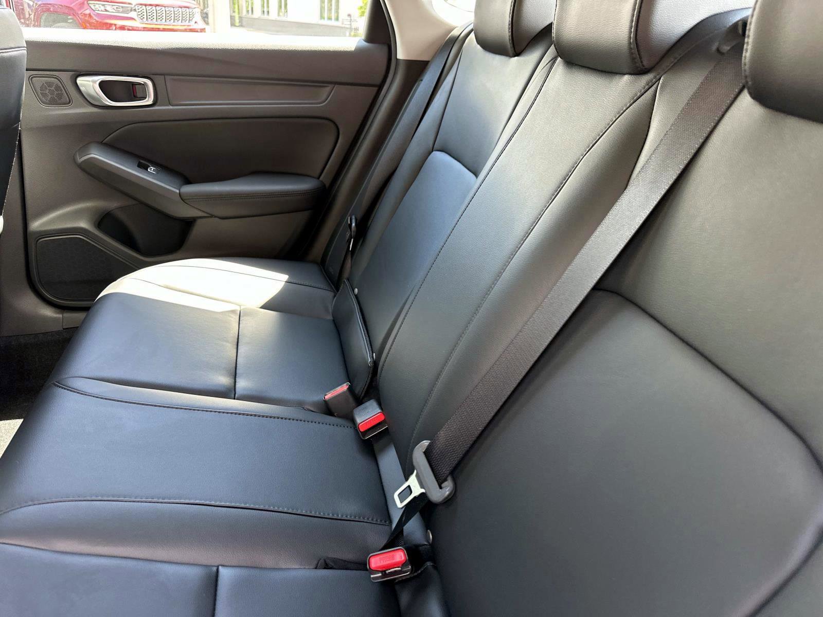2025 Acura Integra Base photo 12