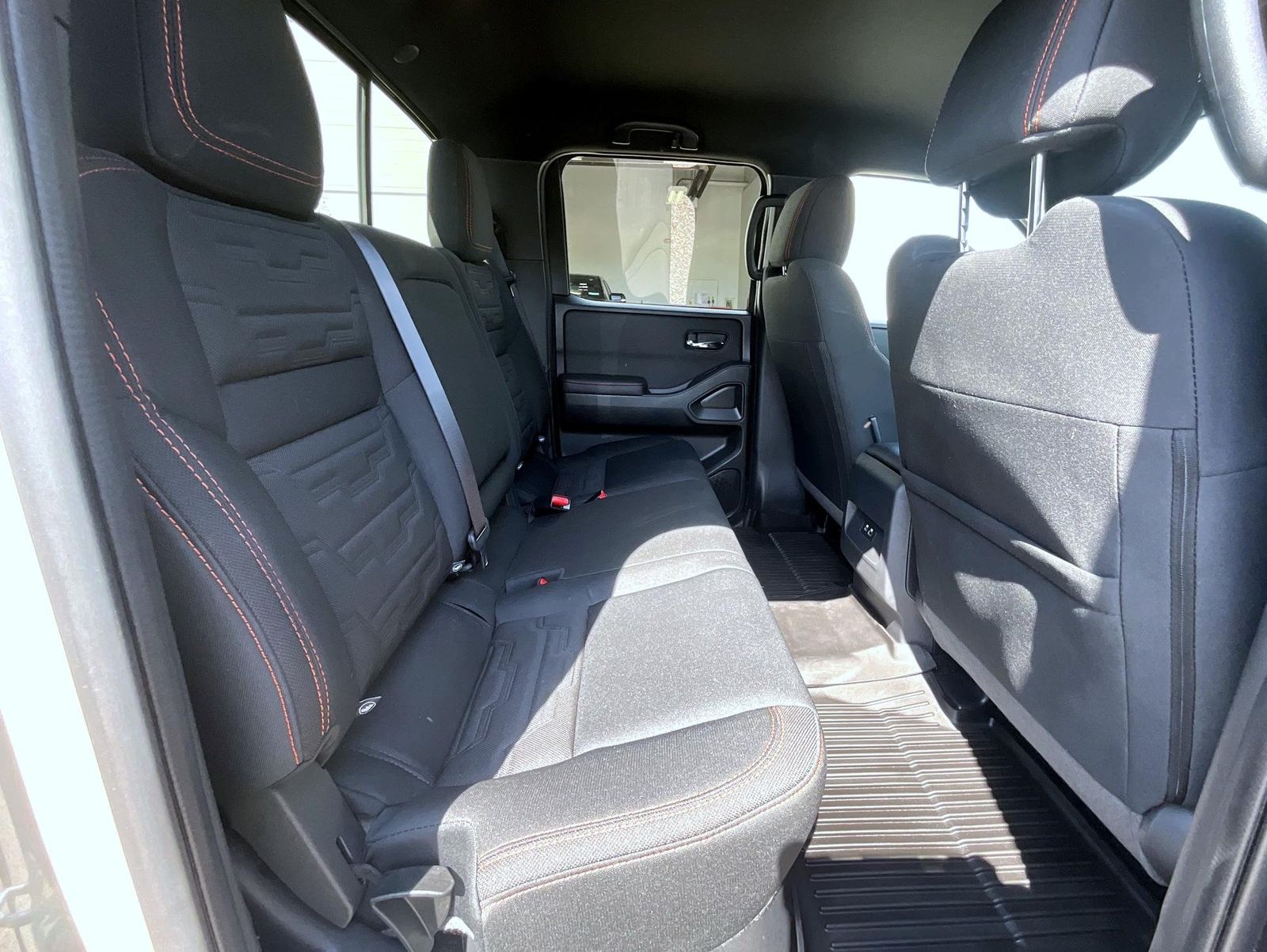 2023 Nissan Frontier PRO-4X photo 15