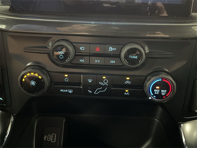 2025 Ford F-150 STX photo 19
