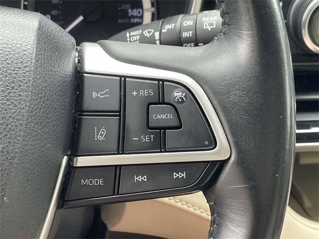 2023 Toyota Highlander L photo 21